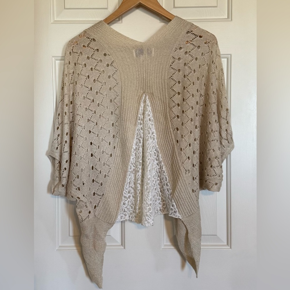 On Cue lace inset shrug
